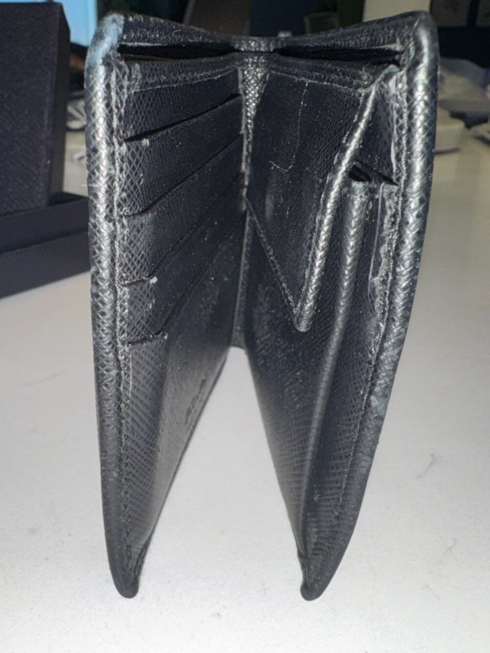 Prada Saffiano Black leather Bi-Fold Wallet - Picture 7 of 7